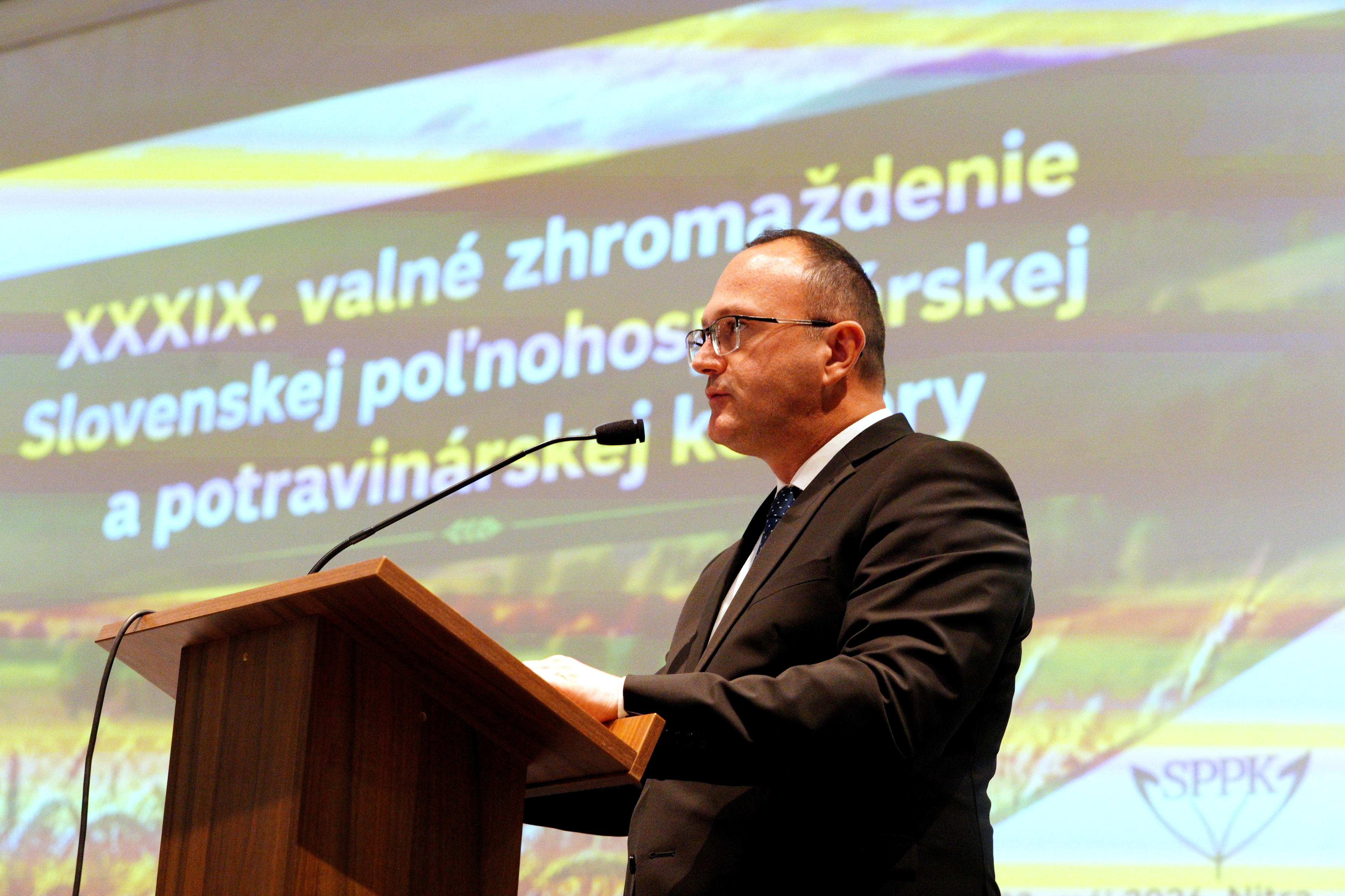 Novým predsedom SPPK je Jozef Šumichrast